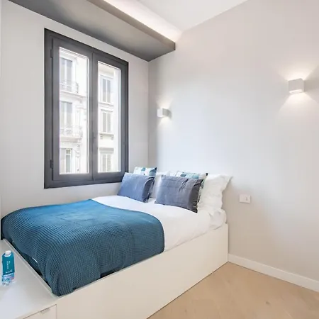 Sweett- Duomo Apartment Milan Exterior photo