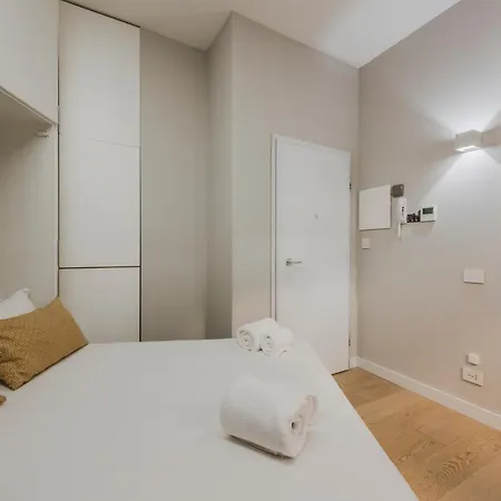Sweett- Duomo Apartment Milan Exterior photo